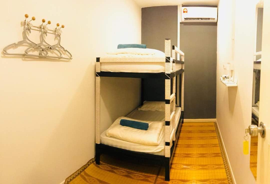 Yellow Duckling Homestay センポルナ エクステリア 写真